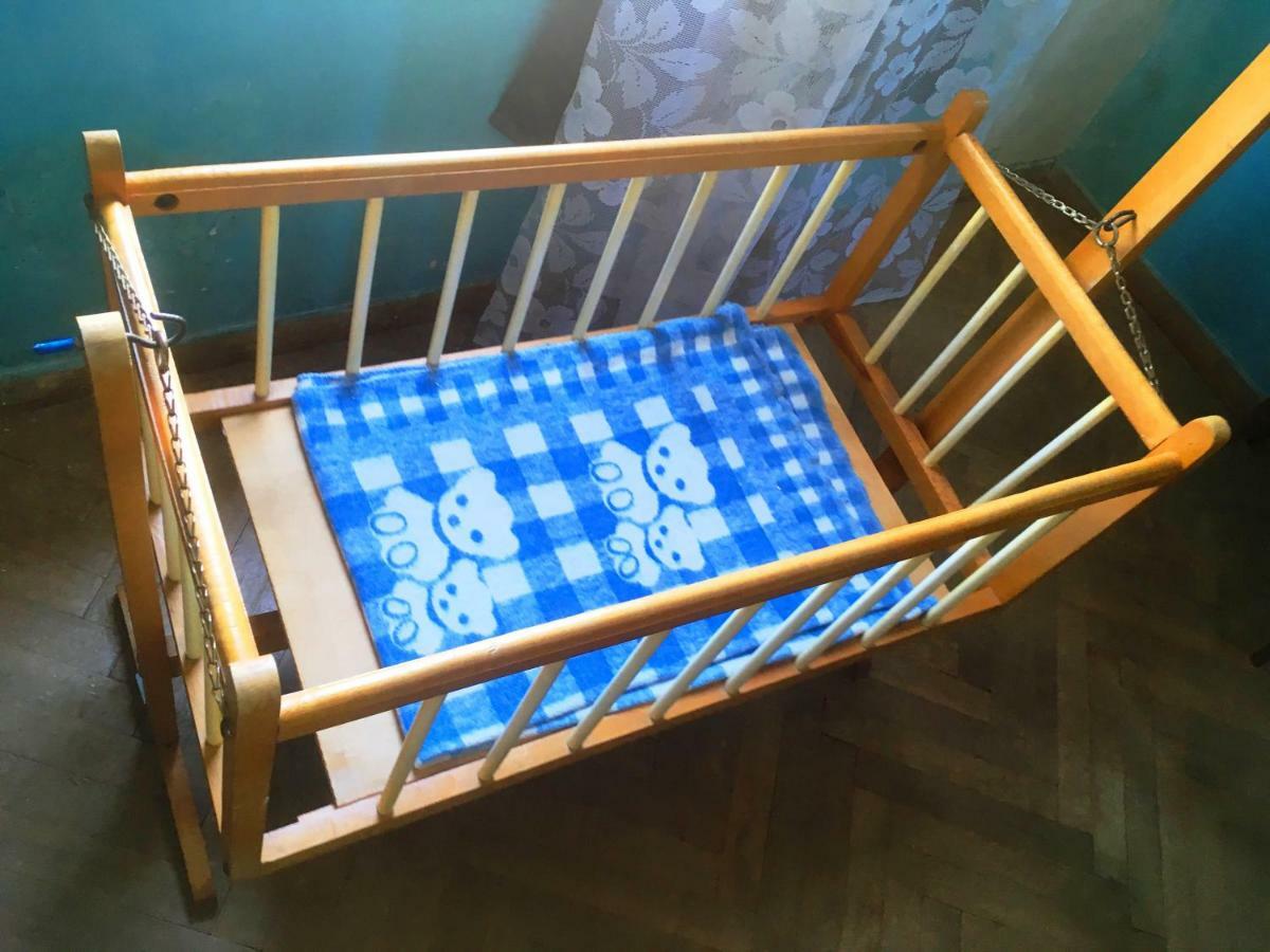 Ambrosador Guest House Ambrolauri Ngoại thất bức ảnh